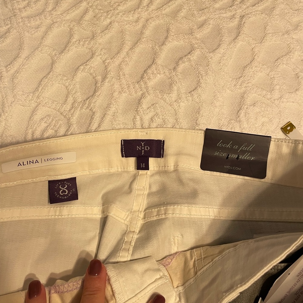 NYD jeans in grey - Picture 6 of 6